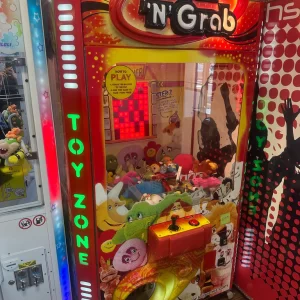 Alternative view of Stack 'N' Grab Claw Machine