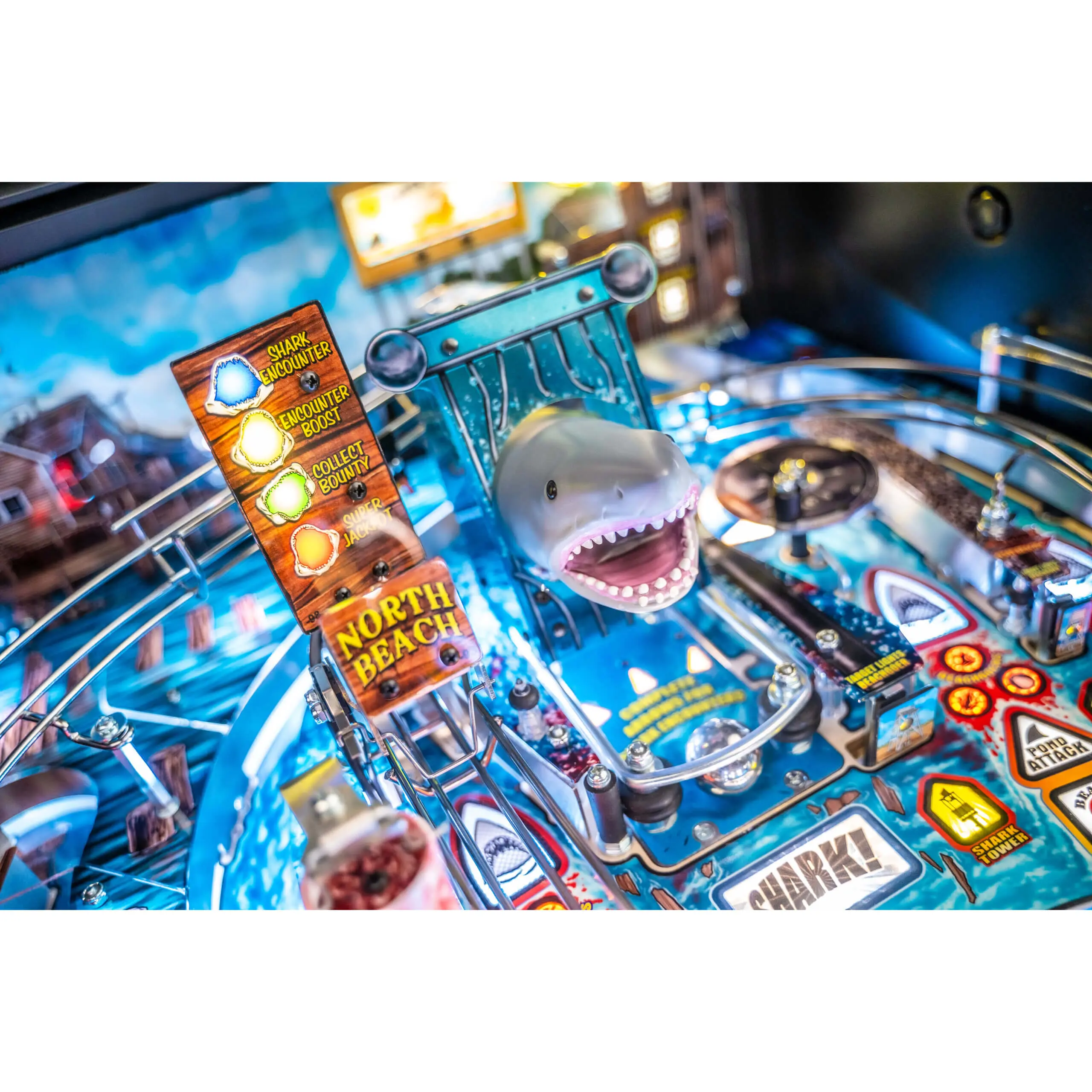 Jaws Pro Pinball Machine by Stern - Image 9