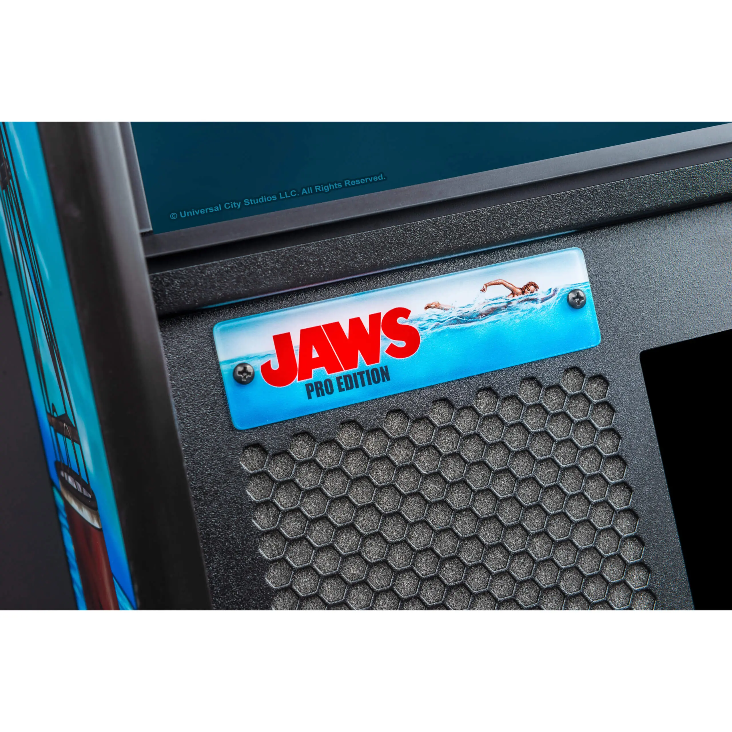 Jaws Pro Pinball Machine by Stern - Image 13