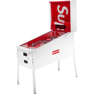 Alternative view of Supreme Pinball