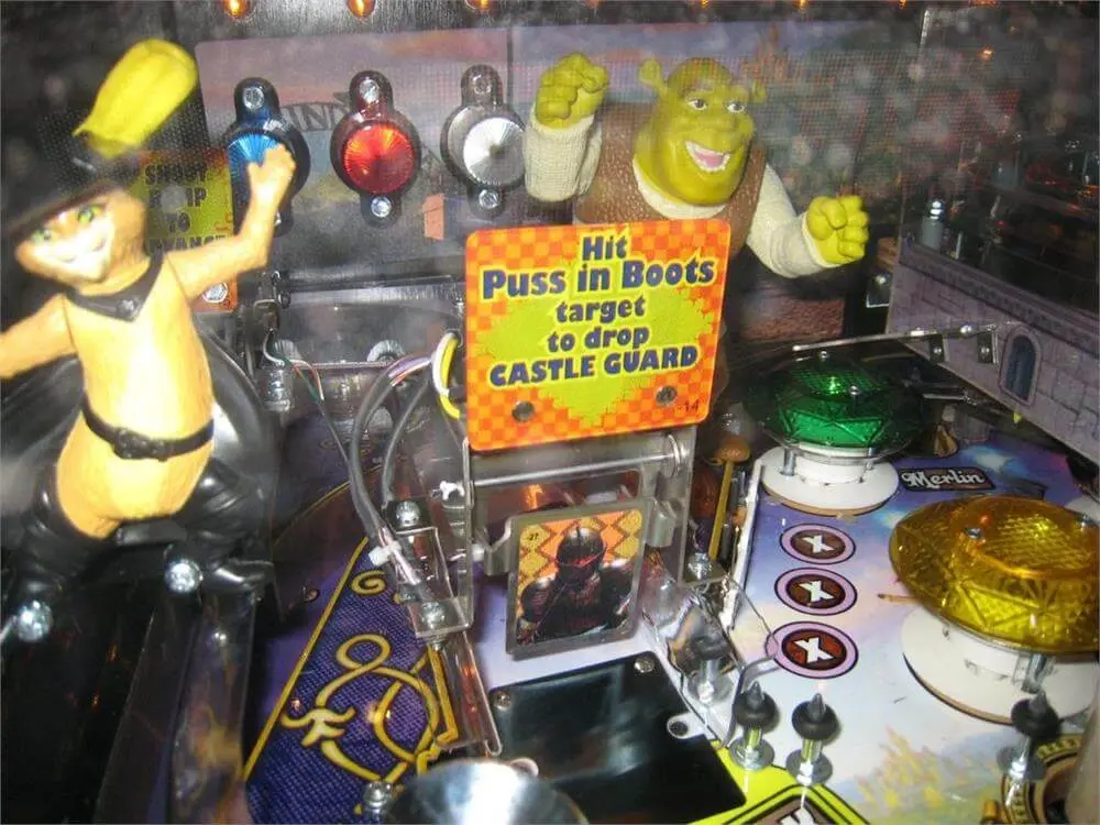 Shrek Pinball Machine by Stern - Image 4